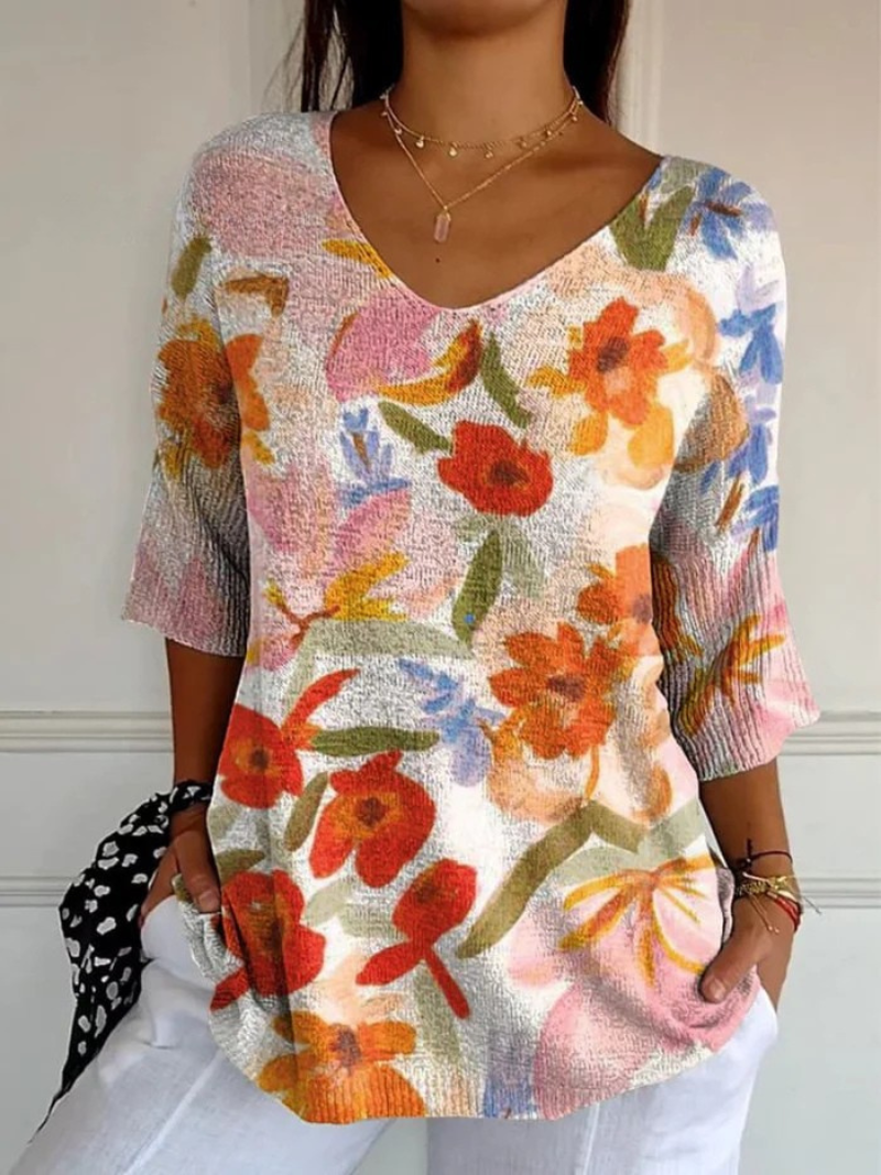 Felia - Floral Elegance Top