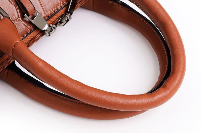 Arlyn - Textured Elegance Bag Set