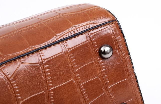 Arlyn - Textured Elegance Bag Set