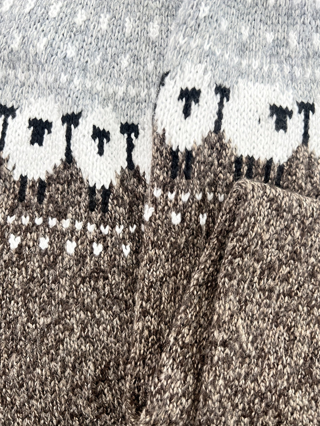 Alice - Cozy Chic Sweater
