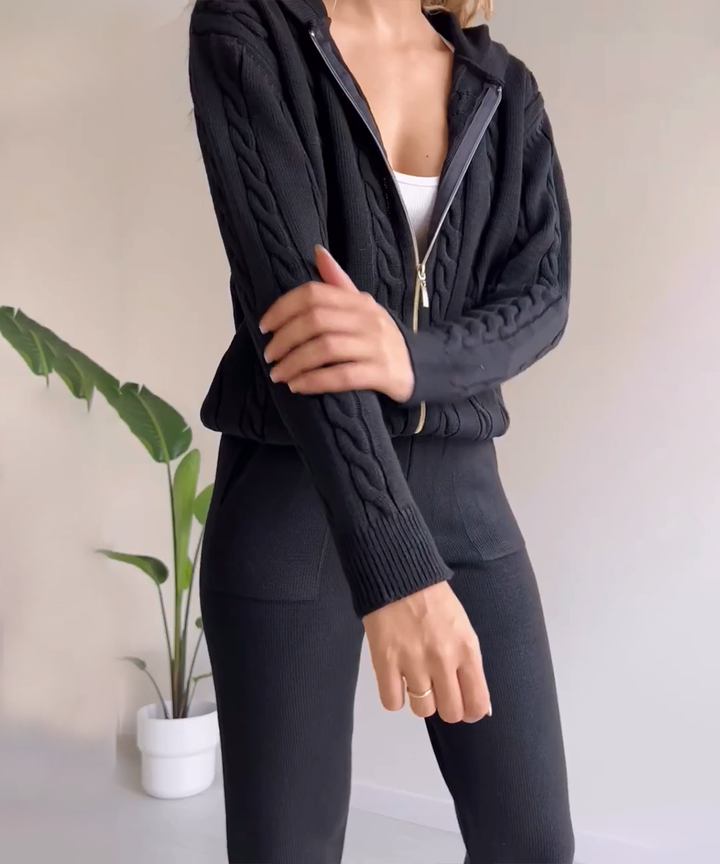 Emryn - Warm Comfy Set