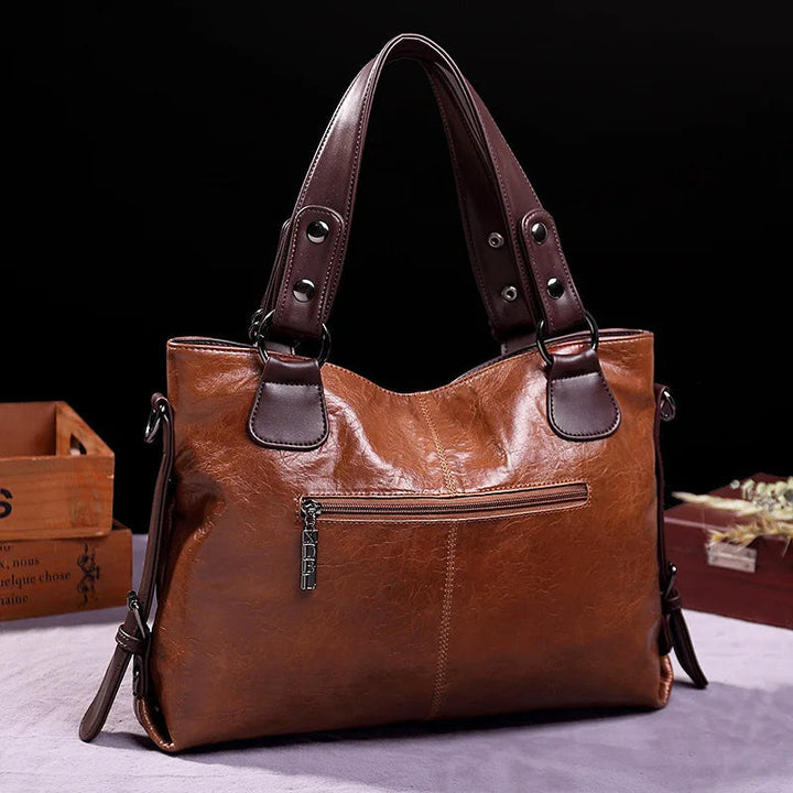 Delfine - Classic Charm Bag