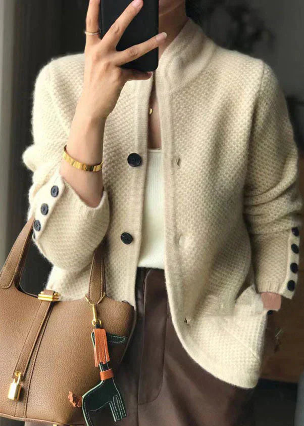 Fiorenne - Elegant Charm Cardigan