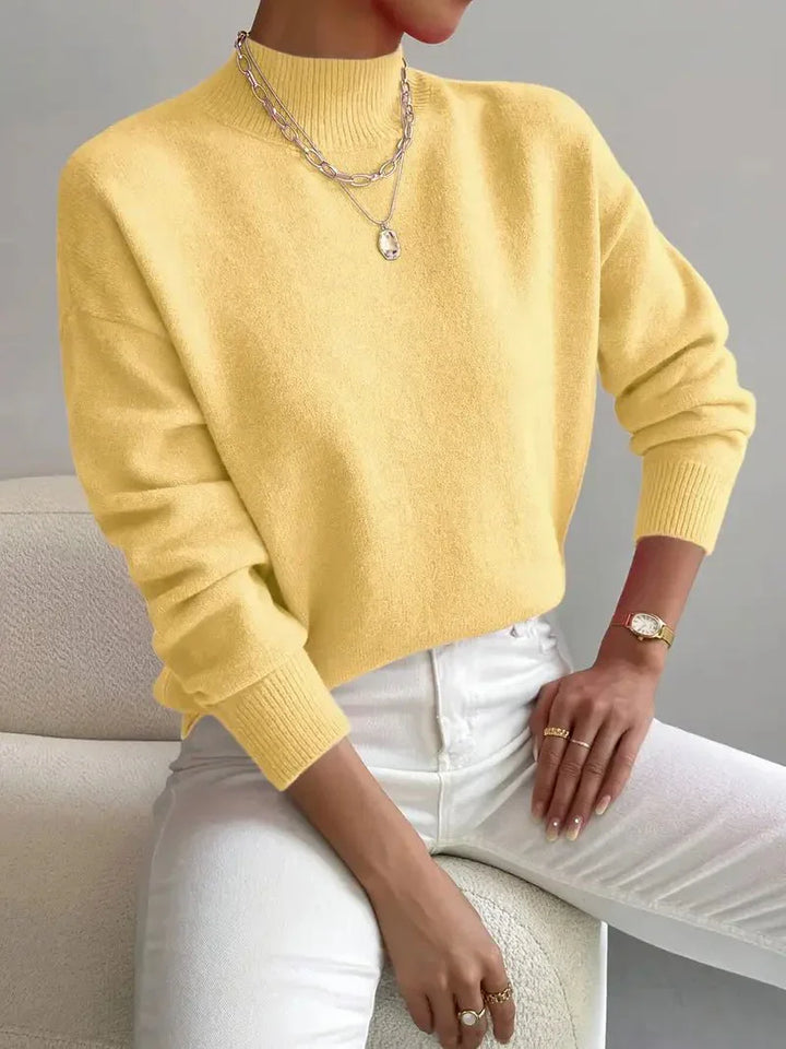 Amira - Casual Minimalist Sweater