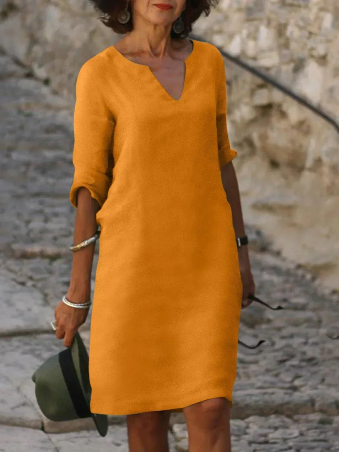 BETH - Relaxed V-Neck Dress