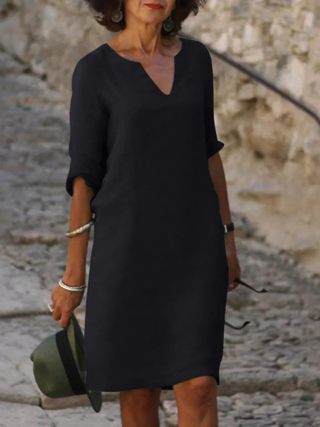 BETH - Relaxed V-Neck Dress